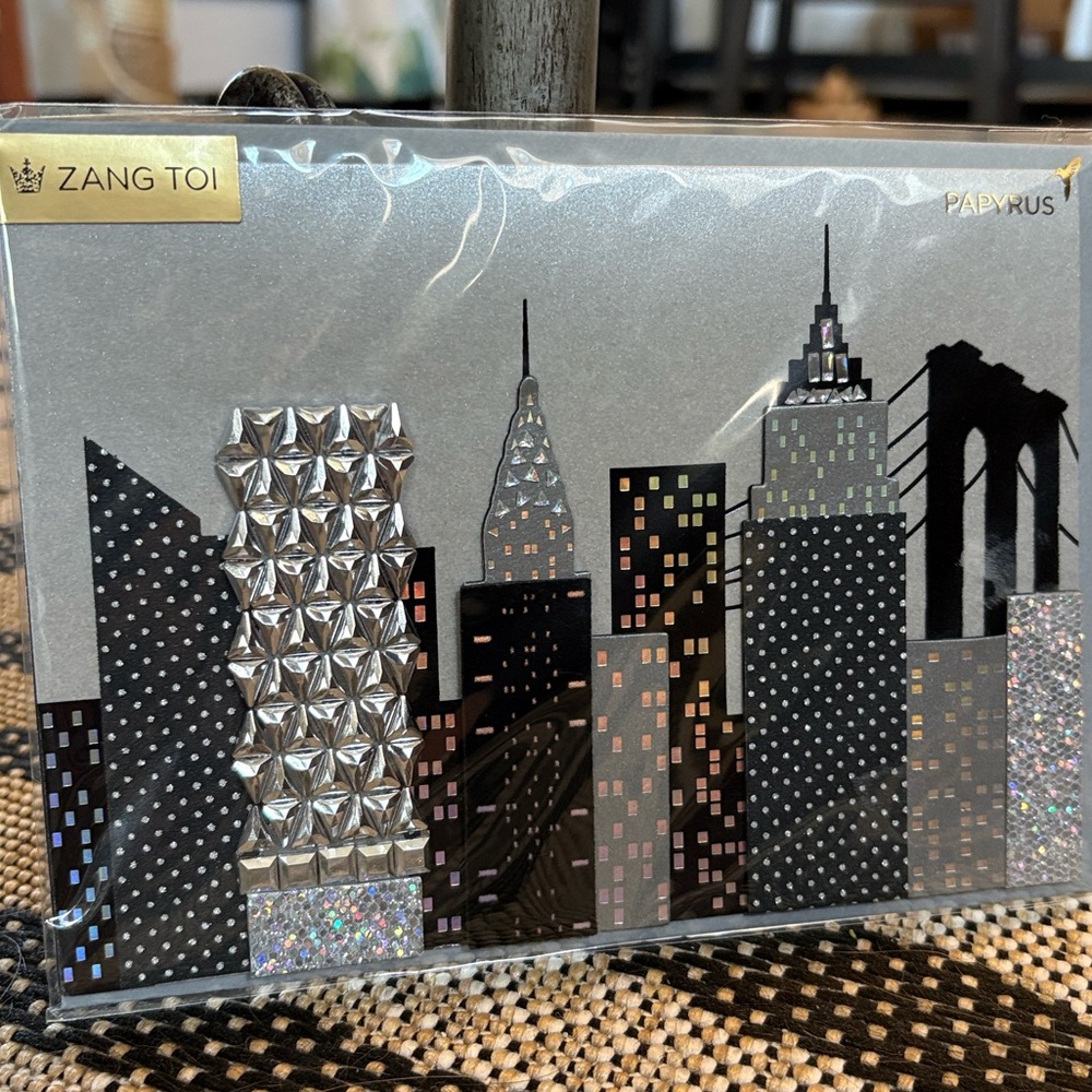 🆕Papyrus-Zang Toi 3D Cityscape Greeting Card - Picture 3 of 6